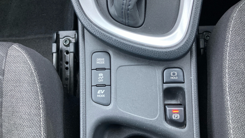 Toyota Yaris Cross 1.5 Hybrid Design 5dr CVT Hybrid Estate